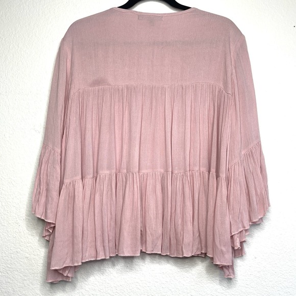 Romeo + Juliet  Couture Pink Embroidered Ruffle Kimono Peasant Top Size Large - Picture 15 of 15